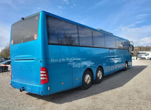 Mercedes-Benz-Tourismo